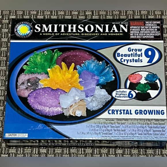 Smithsonian Crystal Growing Kit. New in Box. Grow 9 Crystals - Picture 11 of 11